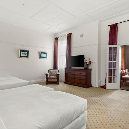 The Robertson Hotel Kültér fotó