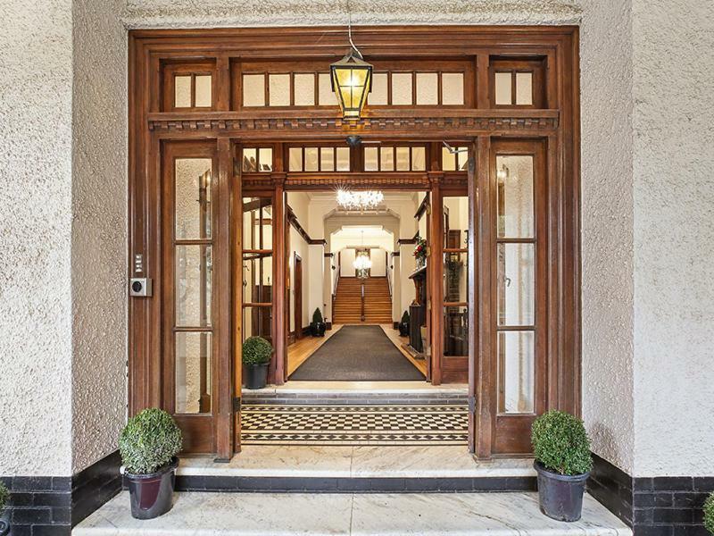The Robertson Hotel Kültér fotó